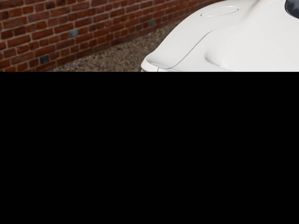 Image 27/57 of Aston Martin Vanquish S (2018)