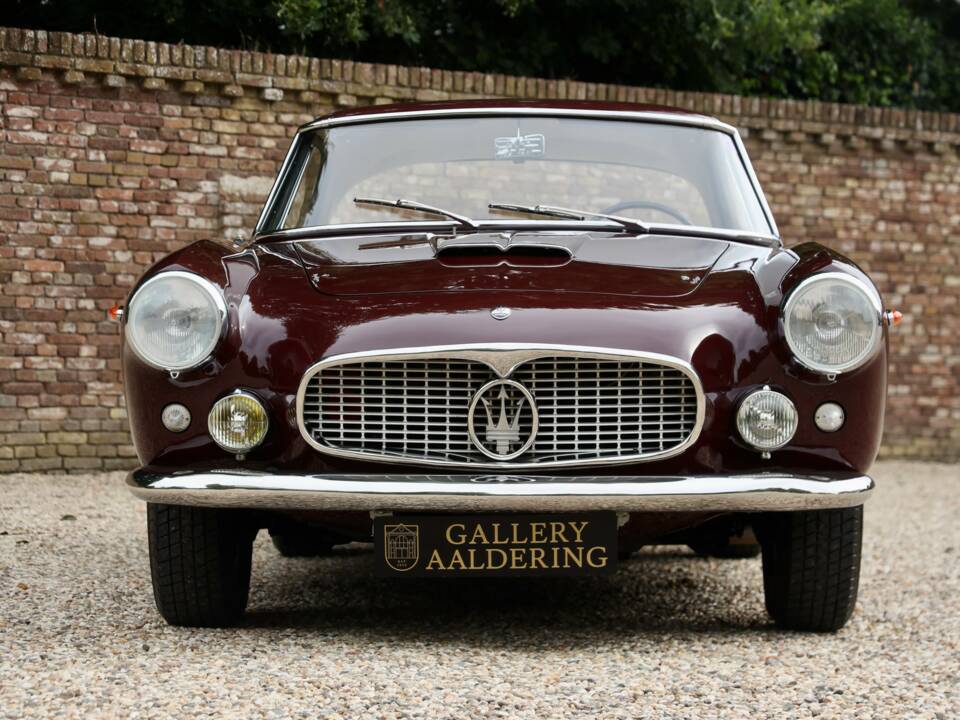 Image 5/50 de Maserati 3500 GT Touring (1961)