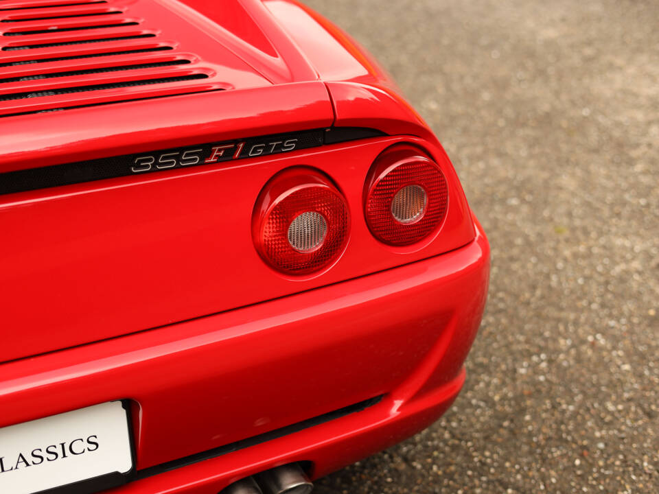 Immagine 43/76 di Ferrari F 355 F1 GTS (1997)