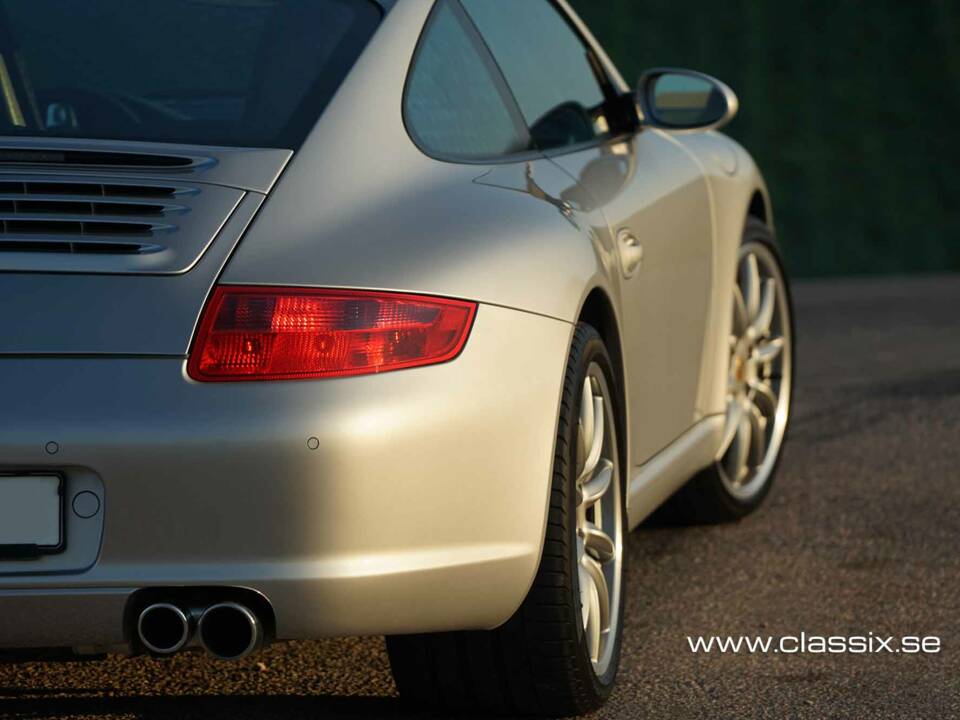 Imagen 21/27 de Porsche 911 Carrera (2008)