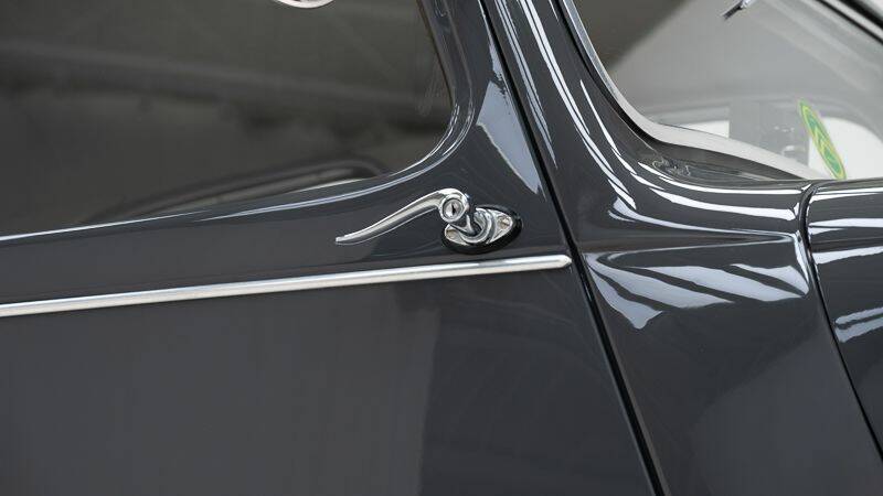 Image 15/15 of Citroën Traction Avant 11 BL (1950)
