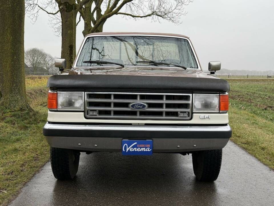 Immagine 2/22 di Ford F-250 (1988)