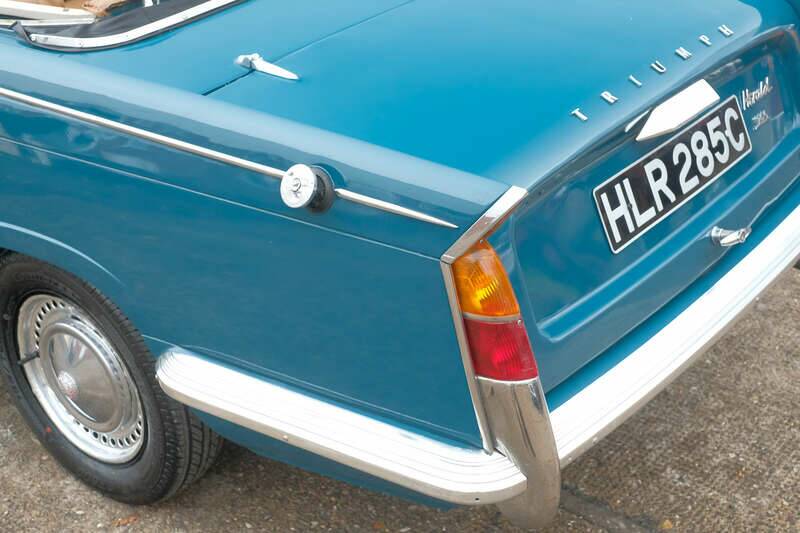 Bild 33/50 von Triumph Herald 1200 (1965)