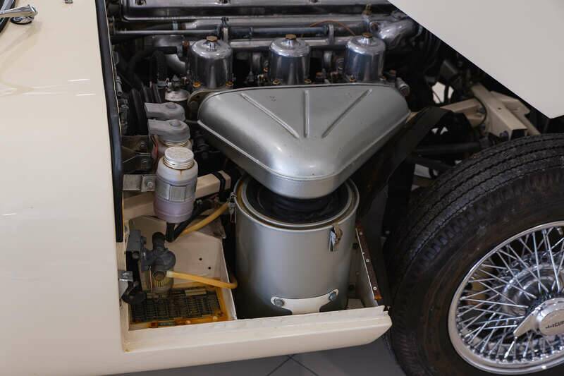 Bild 42/50 von Jaguar E-Type 3.8 (1962)