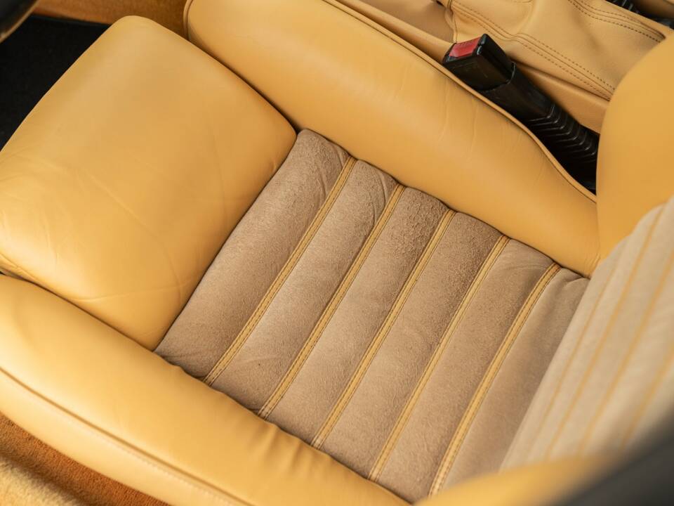 Image 30/50 of Alfa Romeo 2.0 Spider (1991)