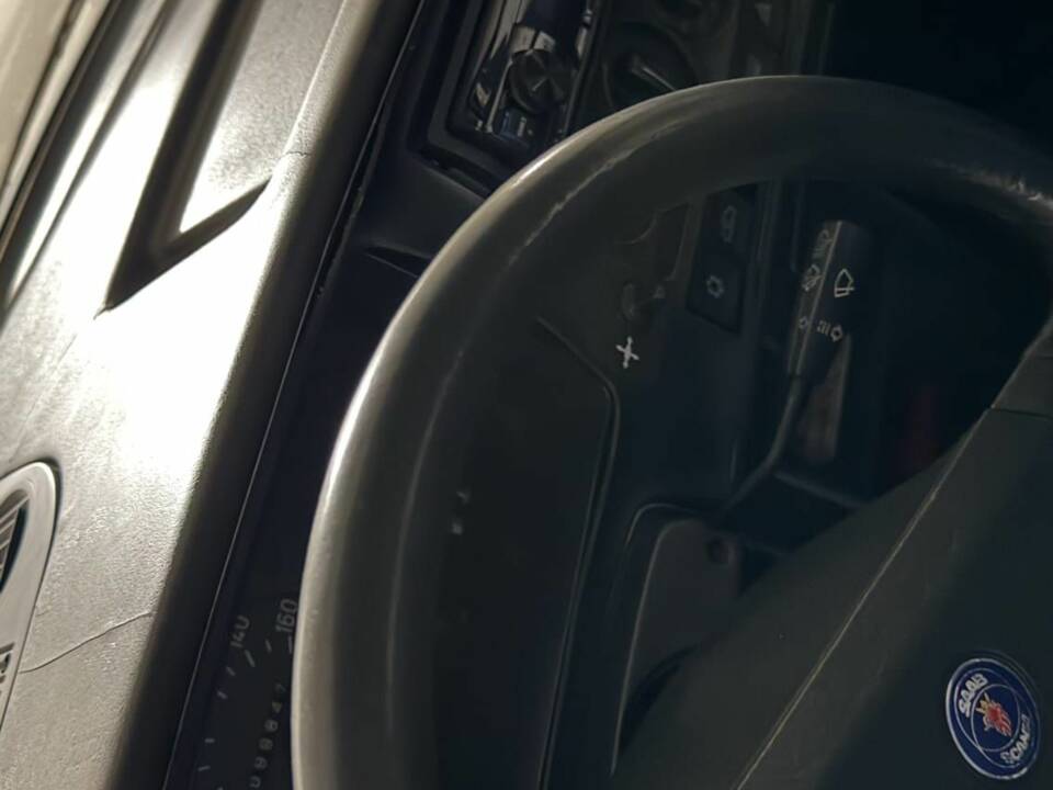 Image 39/50 of Saab 900 (1992)