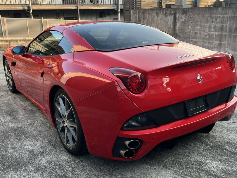 Afbeelding 3/45 van Ferrari California (2009)
