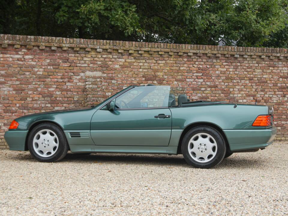 Obraz 20/50 pojazdu Mercedes-Benz 300 SL-24 (1992)