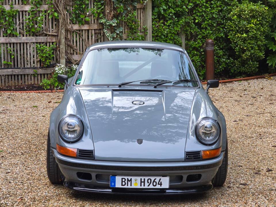 Image 11/100 of Porsche 911 Carrera 2 (1989)