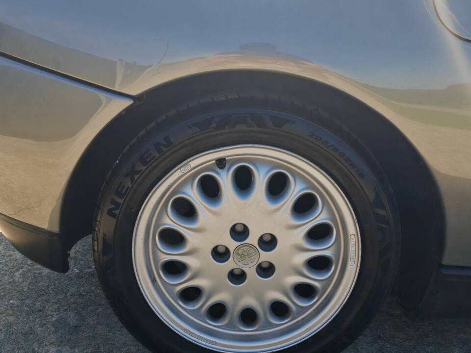 Bild 20/39 von Alfa Romeo GTV 2.0 Twin Spark (1996)