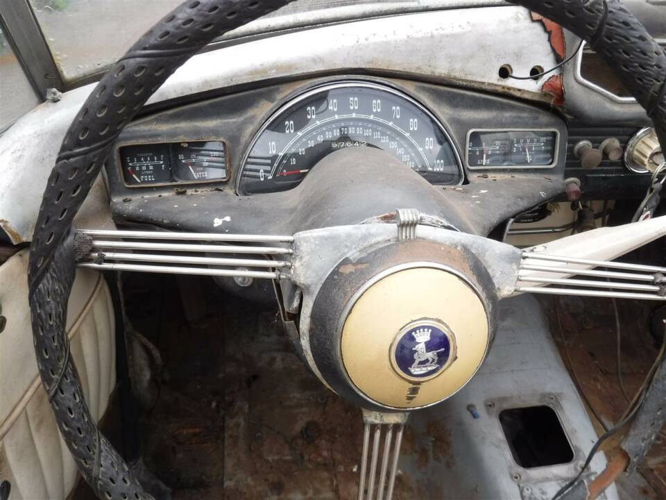 Image 10/14 of Sunbeam Alpine Mk IIA&#x2F;III (1955)