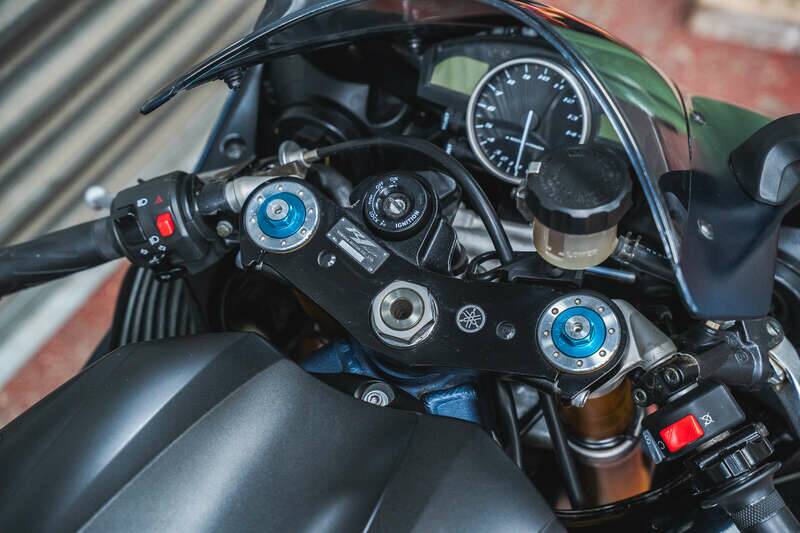 Image 7/46 de Yamaha YZF-R1 (2006)