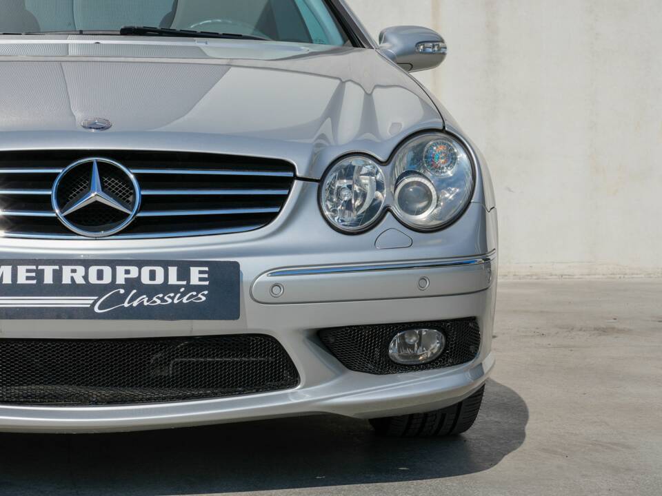 Bild 32/35 von Mercedes-Benz CLK 55 AMG (2003)