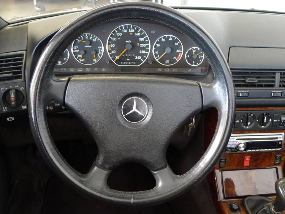 Bild 33/41 von Mercedes-Benz 300 SL (1991)