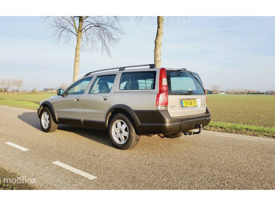 Bild 13/29 von Volvo XC70 2.4T (2001)
