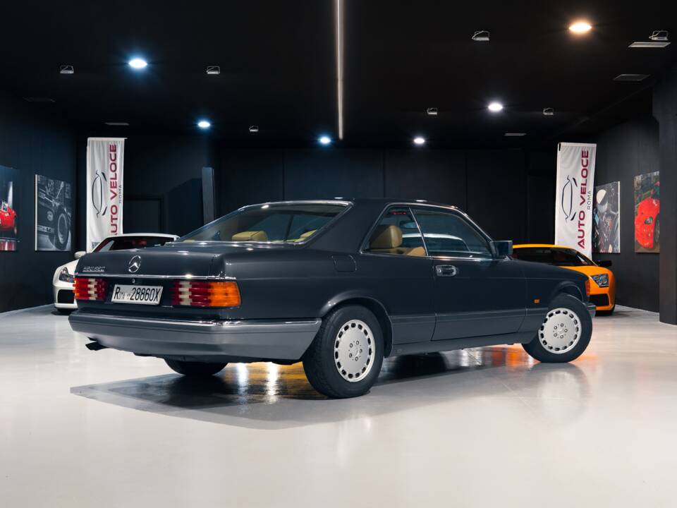 Bild 8/37 von Mercedes-Benz 560 SEC (1990)