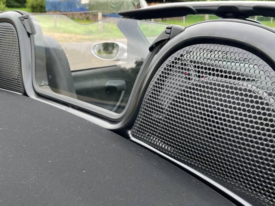 Image 14/49 of Porsche Boxster (1998)