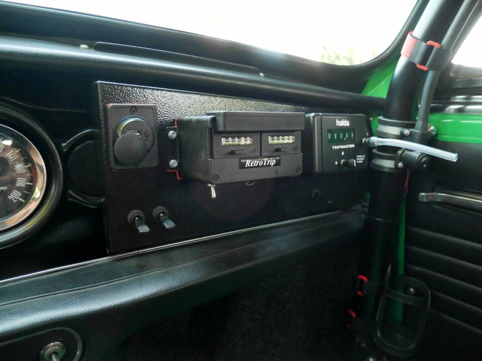Bild 15/50 von Innocenti Mini Cooper 1300 (1972)