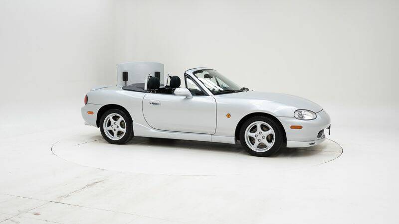 Immagine 3/15 di Mazda MX-5 1.8 (2000)