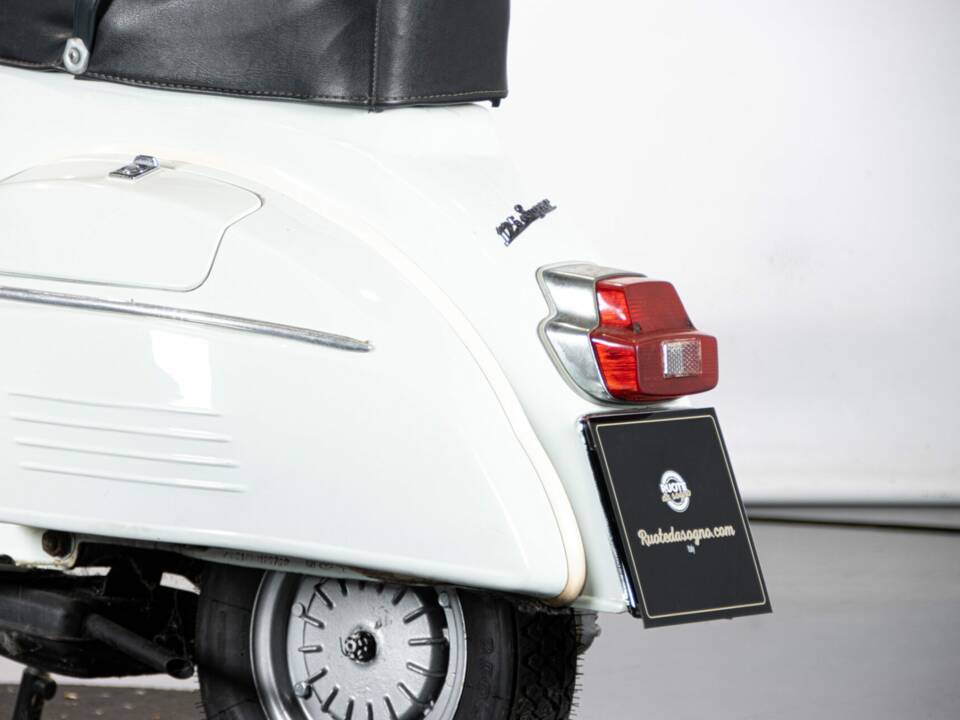 Bild 12/50 von Piaggio Vespa 125 Super (1966)