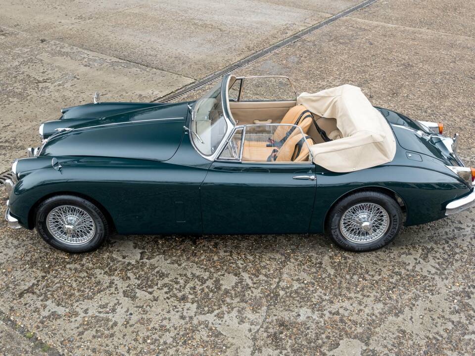Image 4/25 of Jaguar XK 150 3.8 SE DHC (1960)