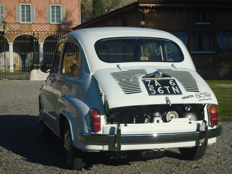 Bild 15/42 von Abarth Fiat 850 TC (1964)