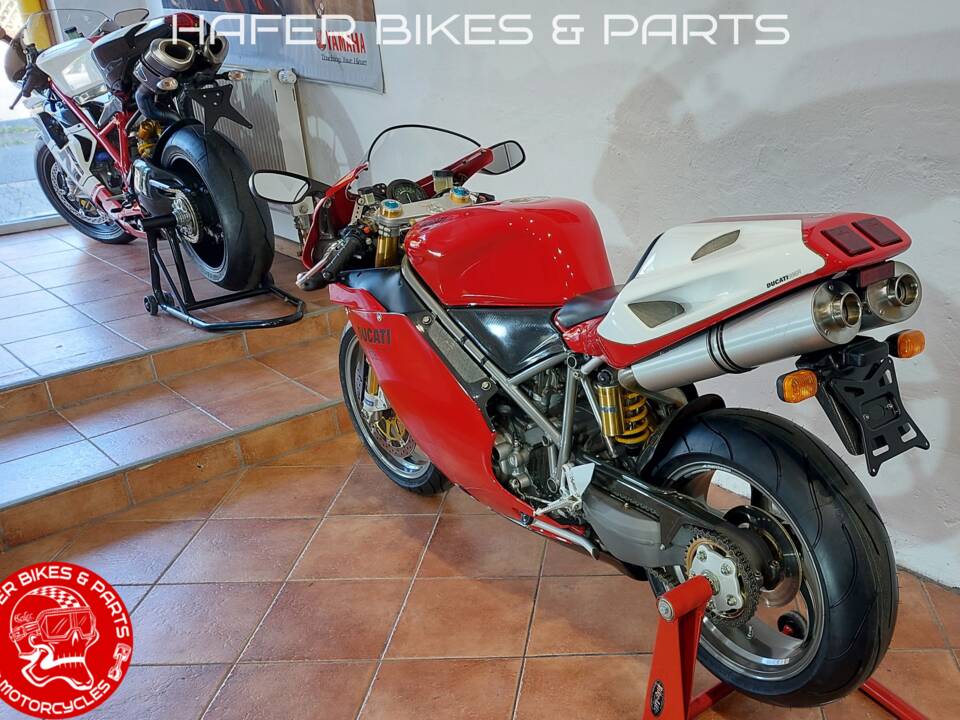 Afbeelding 12/40 van Ducati 996 R (2001)