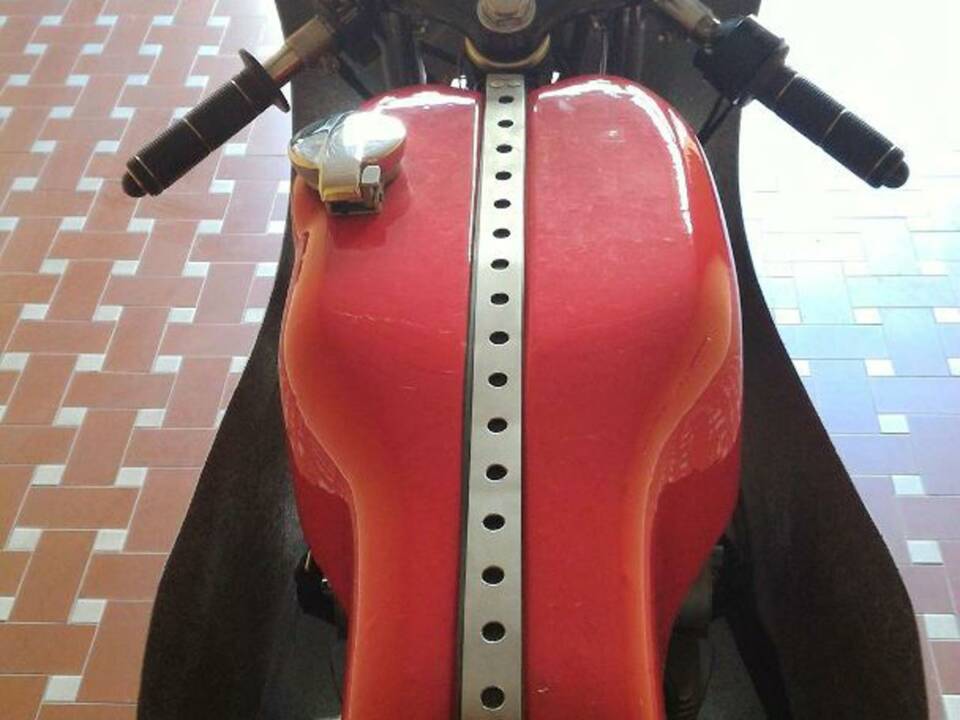 Image 2/10 of Honda DUMMY (1972)