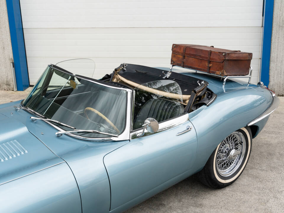 Afbeelding 32/79 van Jaguar E-Type 4.2 (1967)