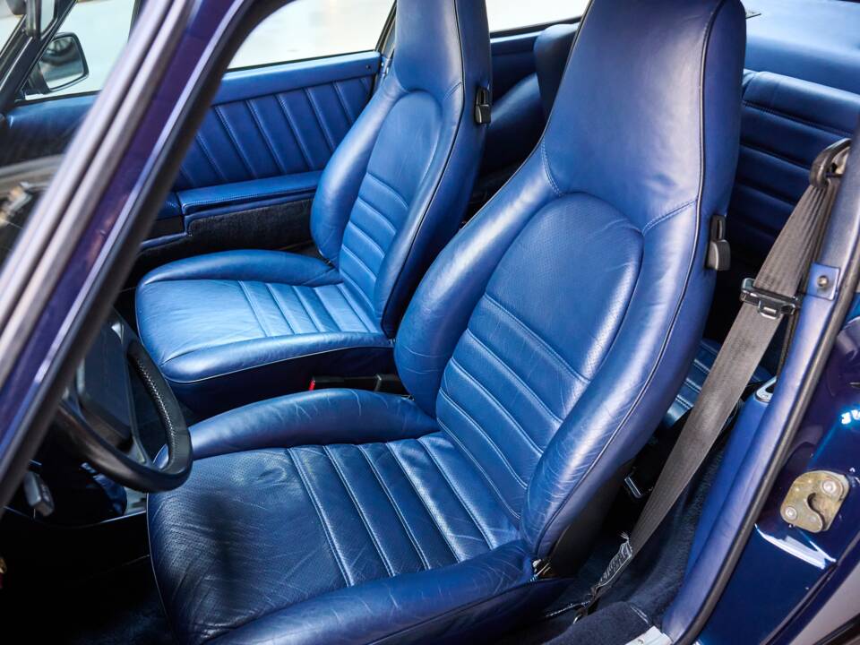 Bild 9/34 von Porsche 911 Carrera 3.2 (1985)