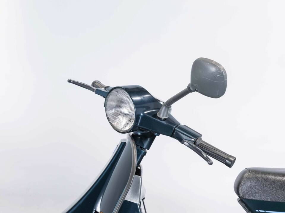 Imagen 31/36 de Piaggio Vespa PK 50 N (1990)