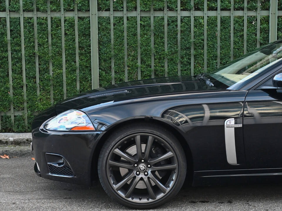 Imagen 23/43 de Jaguar XKR (2007)