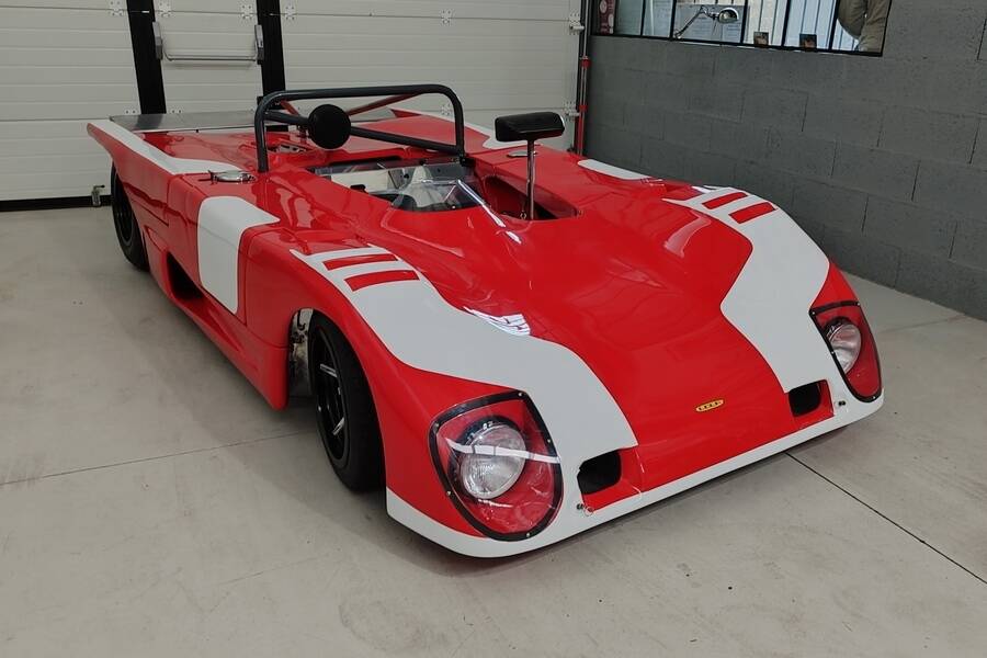 Image 3/50 of Lola T290 (1972)
