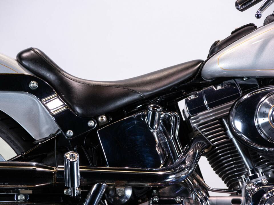 Image 48/50 de Harley-Davidson DUMMY (2005)