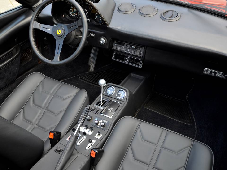 Imagen 38/43 de Ferrari 308 GTSi (US) (1981)
