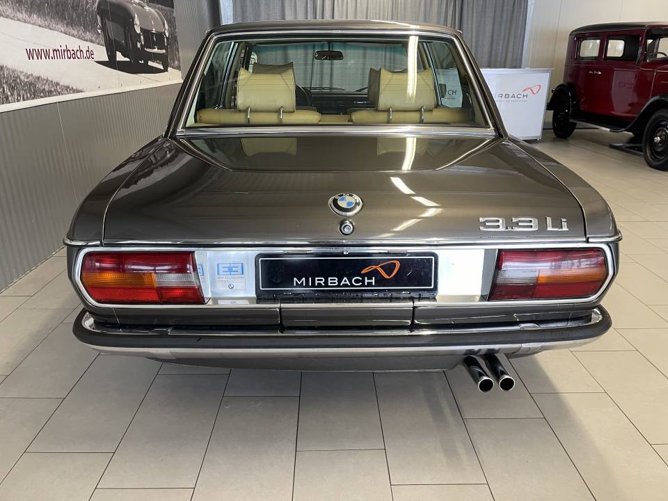 Imagen 3/19 de BMW 3,3 Li (1977)