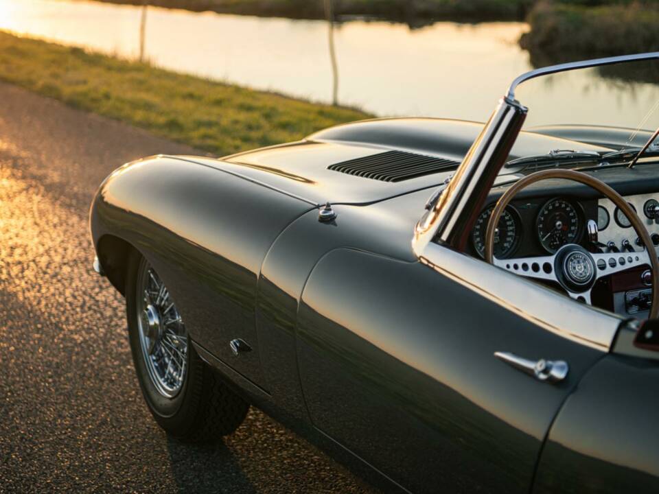 Image 49/50 de Jaguar E-Type 3.8 Flat Floor (1961)