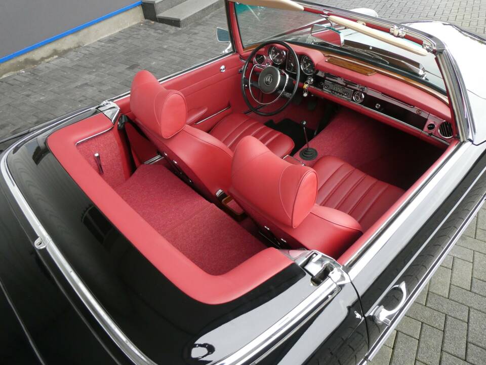 Imagen 17/26 de Mercedes-Benz 230 SL (1967)