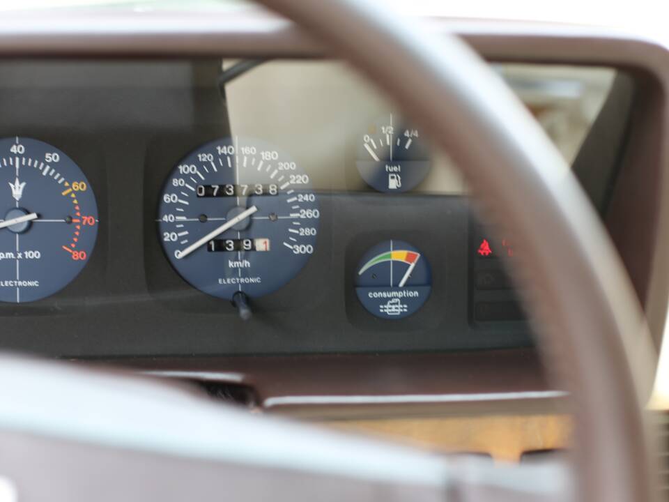 Bild 14/36 von Maserati Quattroporte 4900 (1984)