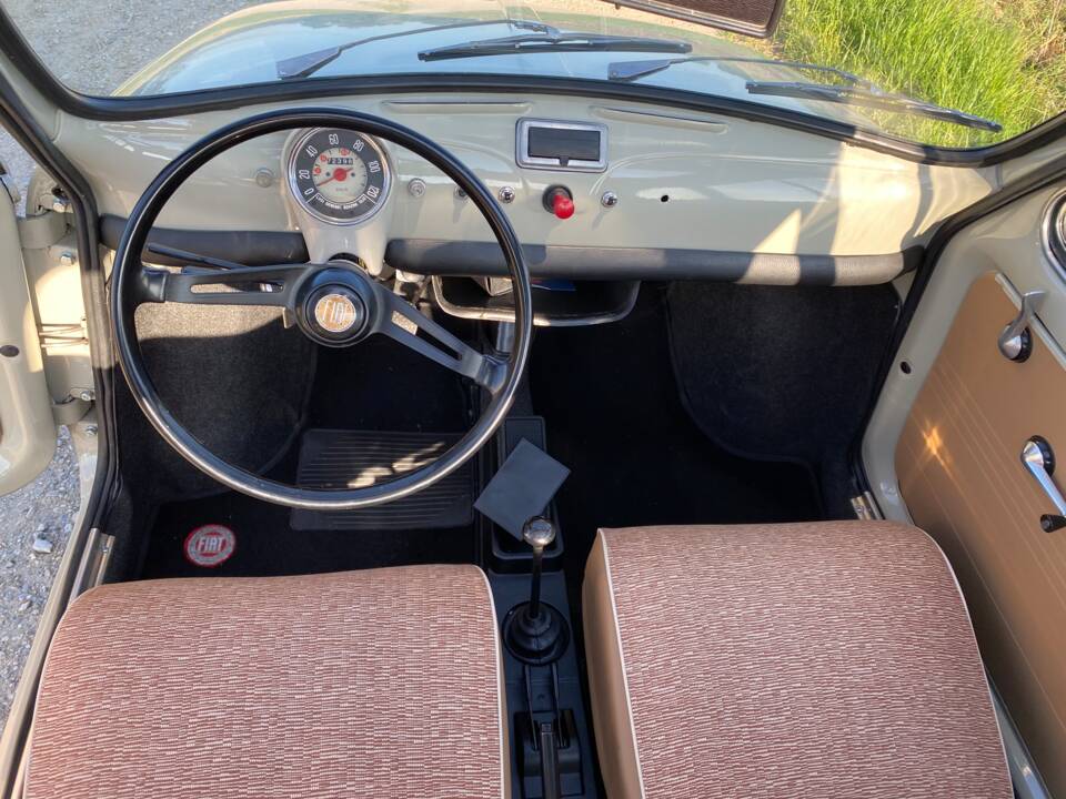 Immagine 9/29 di FIAT 500 F (1966)