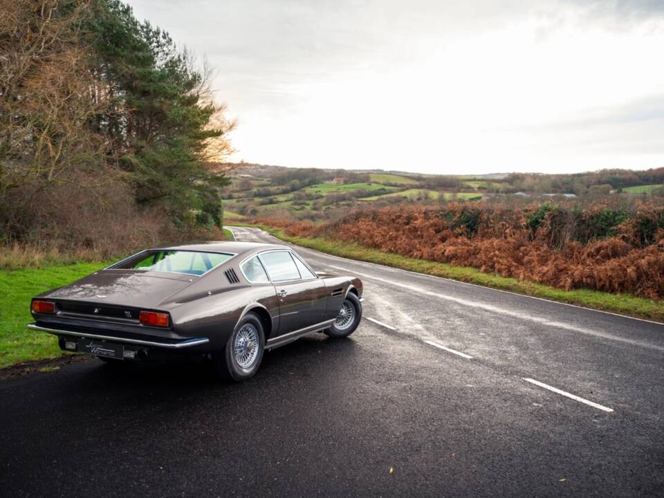 Image 59/63 de Aston Martin DBS (1968)