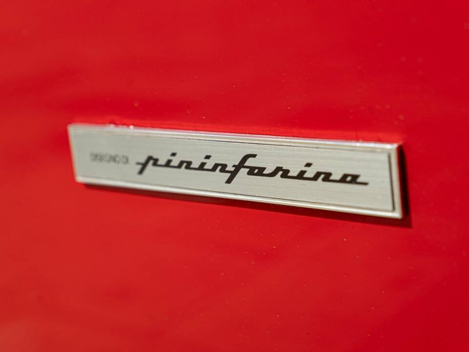 Image 28/50 of Ferrari Mondial T (1991)