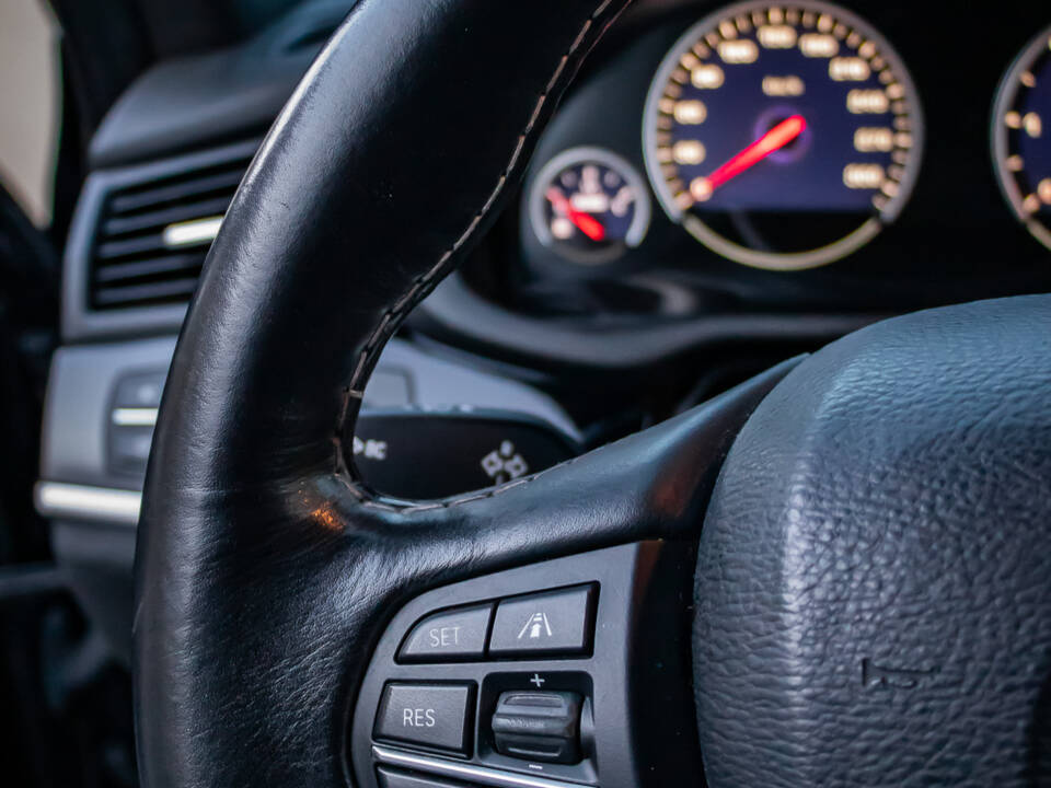 Image 32/50 of ALPINA XD3 Biturbo (2014)