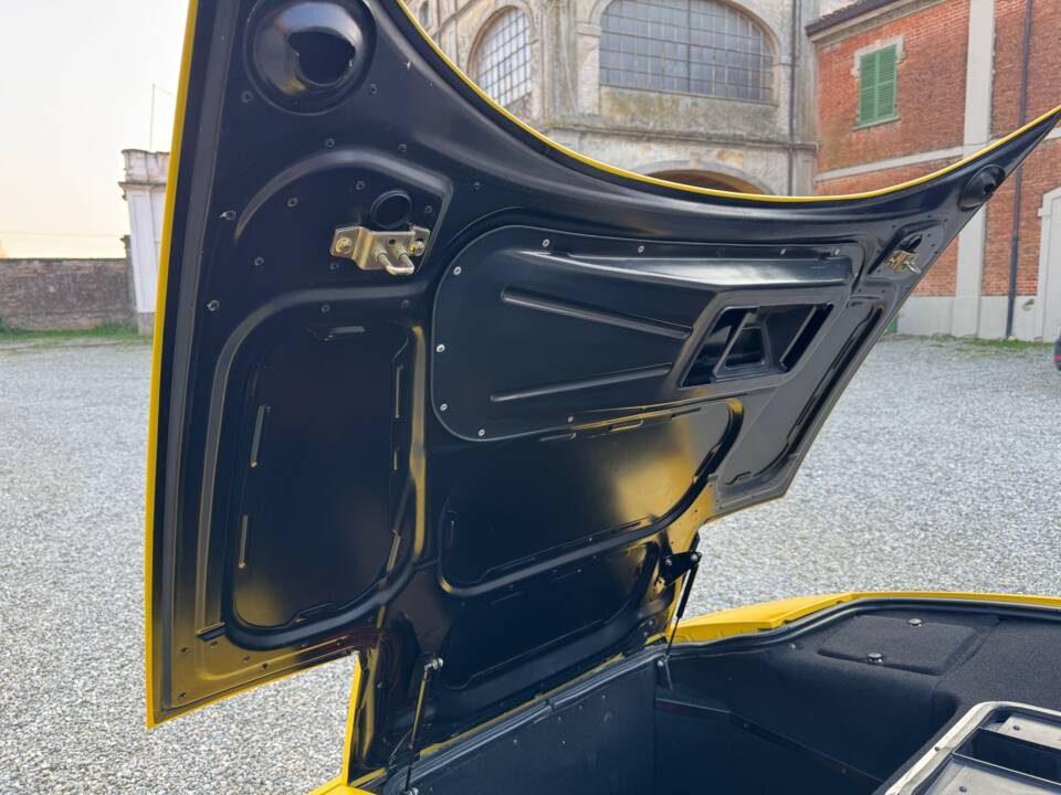 Bild 80/82 von Ferrari 348 TS (1990)