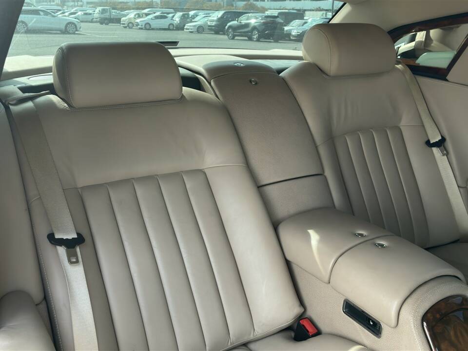 Image 27/44 of Rolls-Royce Phantom VII (2004)