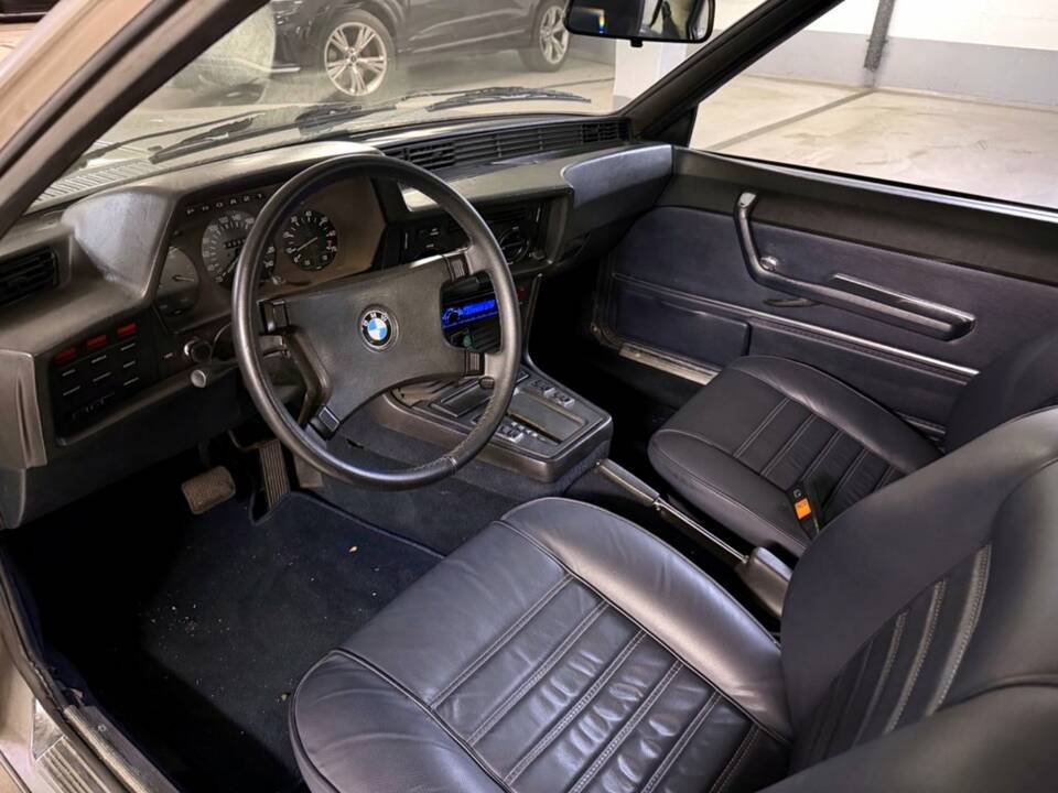 Image 2/7 of BMW 633 CSi (1976)