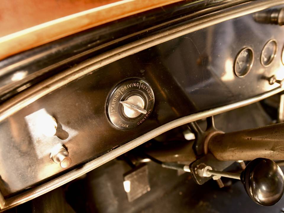 Image 33/50 of Cadillac Series 353 (1930)