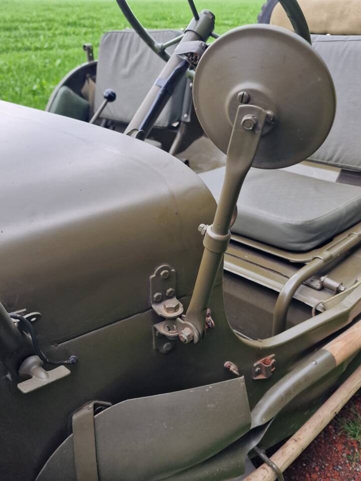 Bild 47/109 von Hotchkiss M 201 (1962)