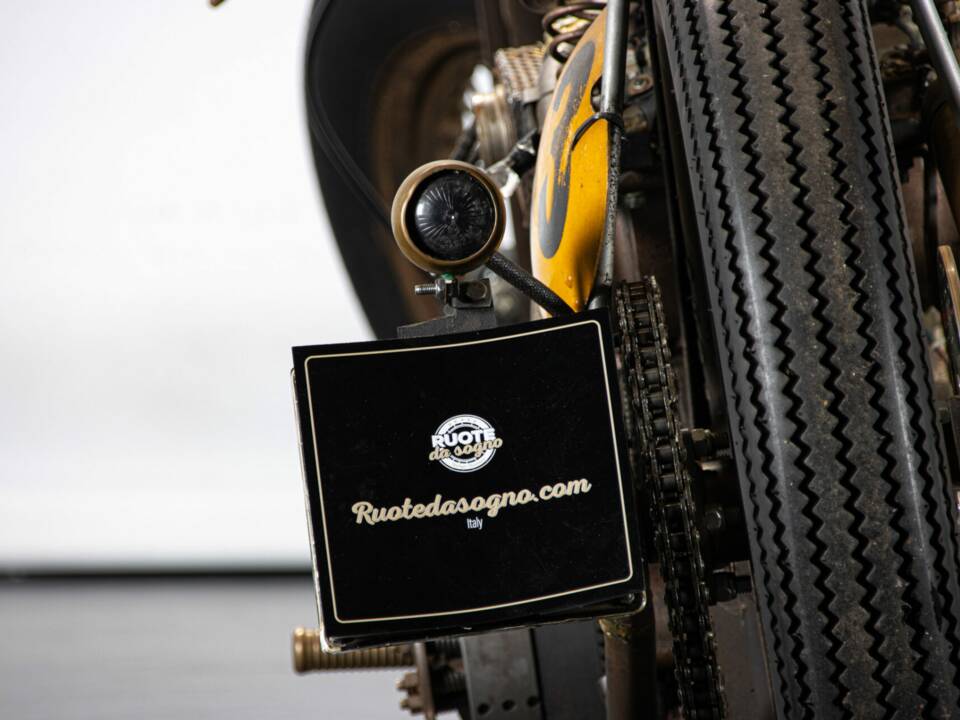 Image 19/50 of Harley-Davidson FXSTC 1340 Softail Custom (1989)