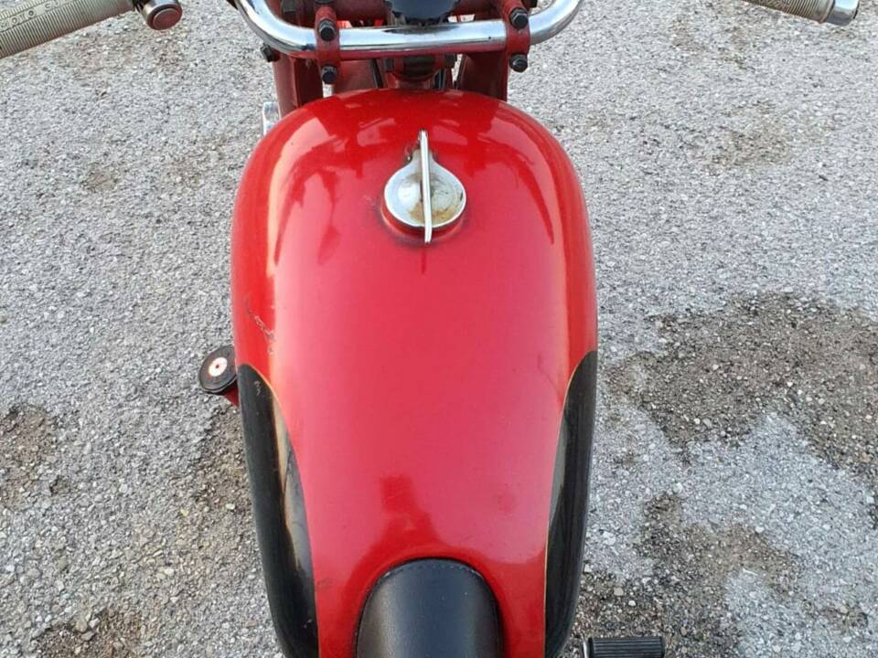 Image 7/12 of Moto Guzzi DUMMY (1952)